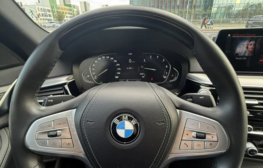 BMW 5 серия 2022