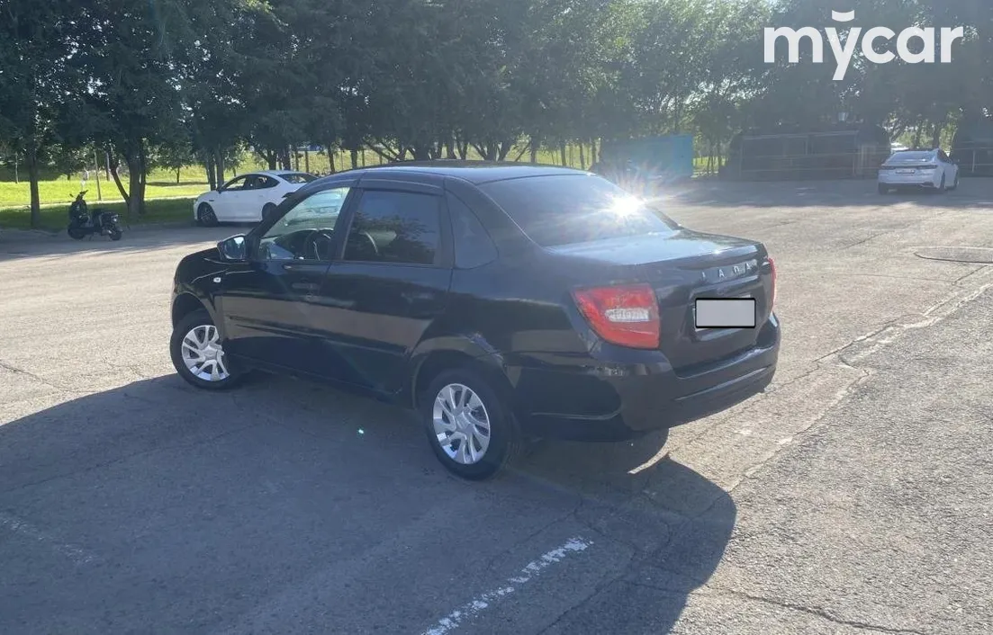 LADA Granta 2019