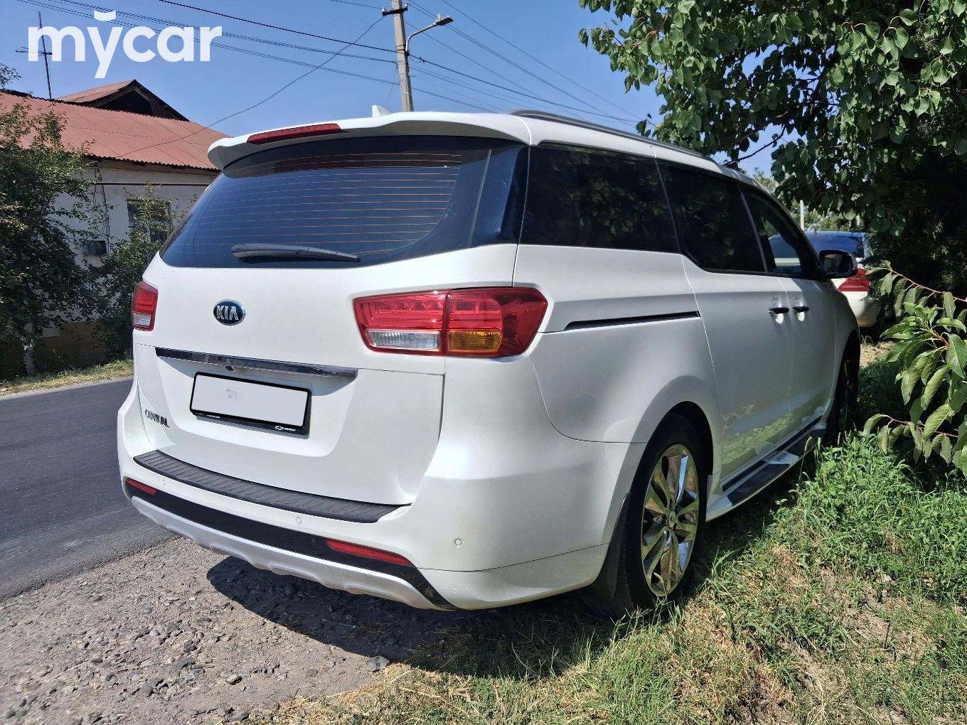 Kia Carnival 2016