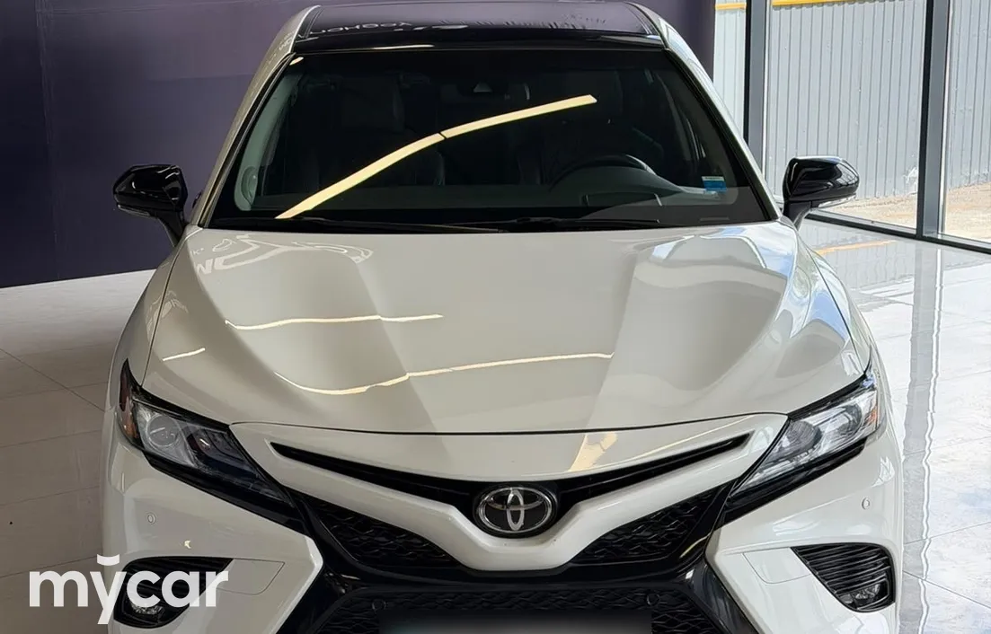 Toyota Camry 2019