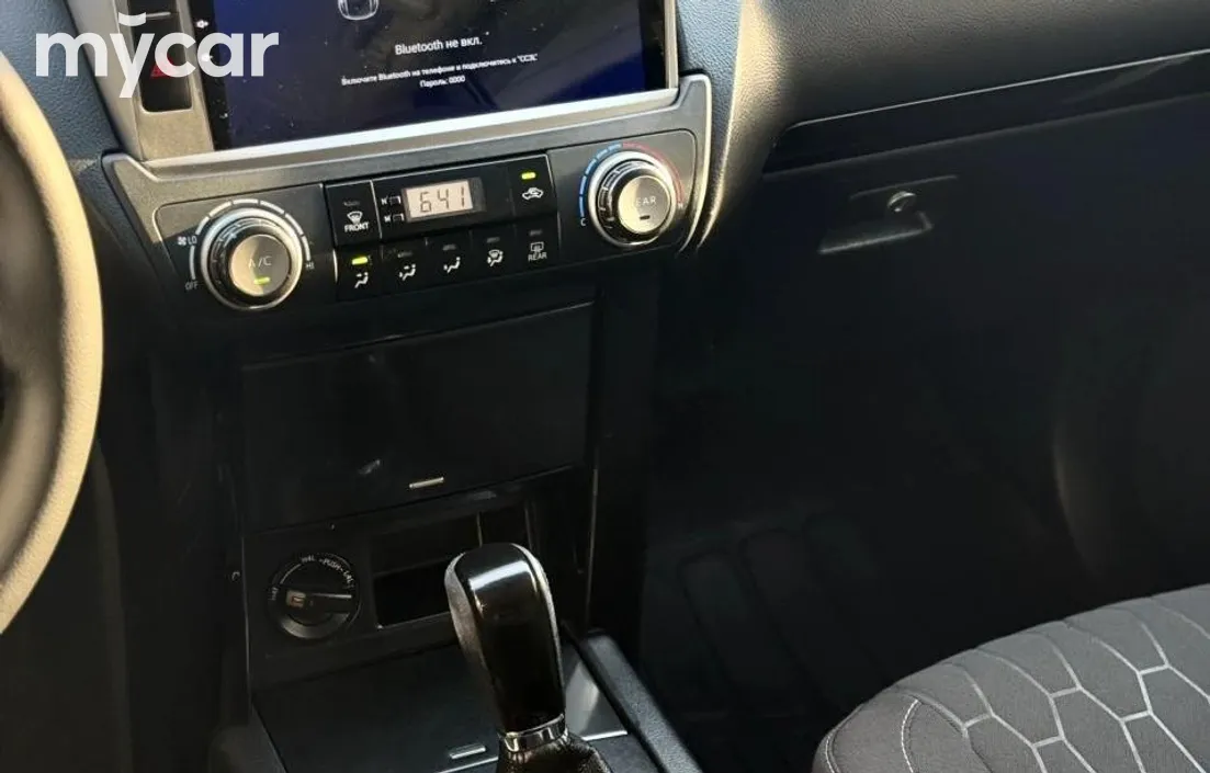 Toyota Land Cruiser Prado 2014