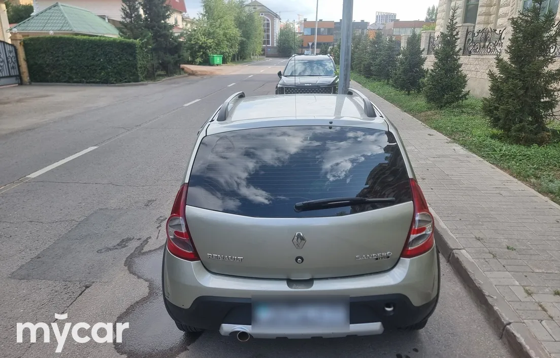 Renault Sandero 2014