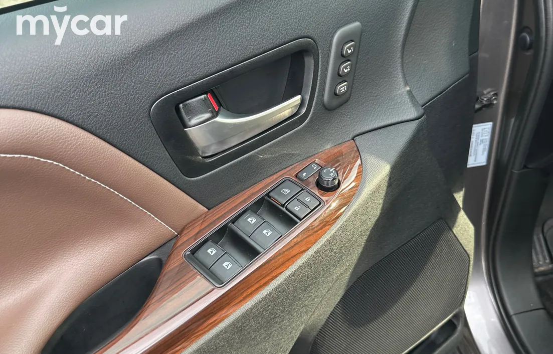 Toyota Sienna 2020