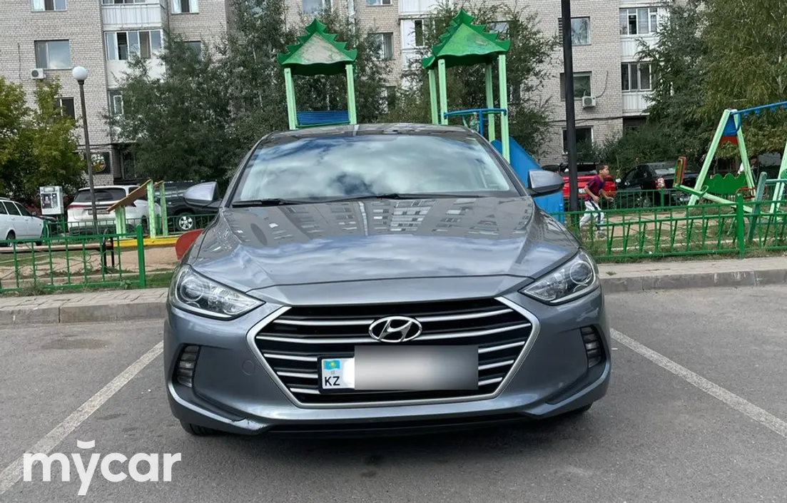 Hyundai Elantra 2018