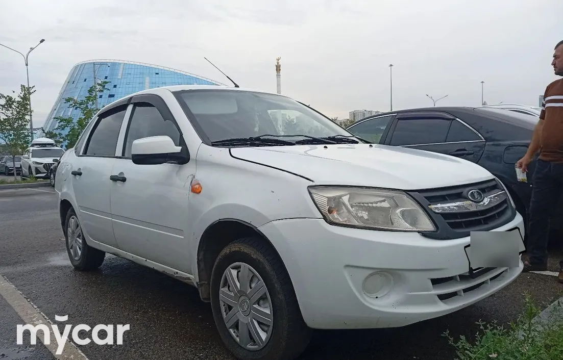LADA Granta 2013