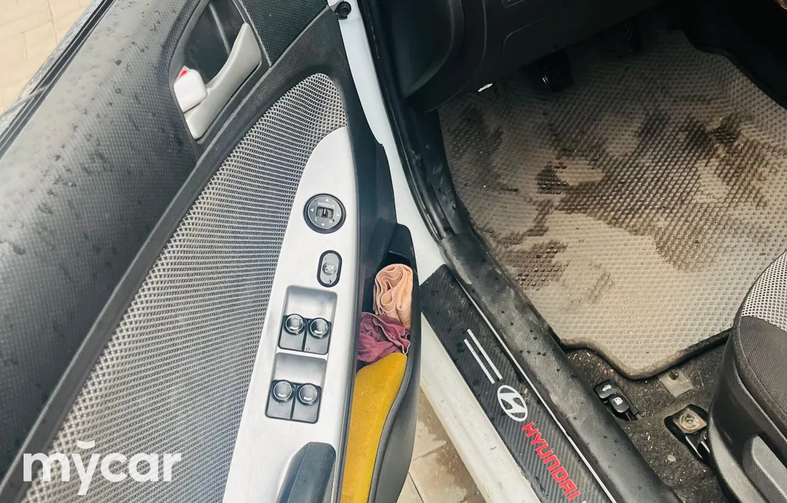 Hyundai Accent 2014