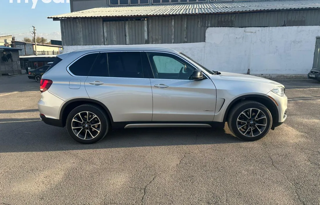 BMW X5 2016