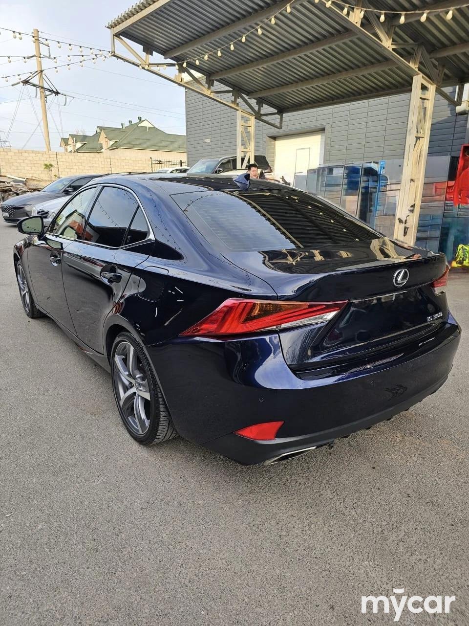 Lexus IS 2017