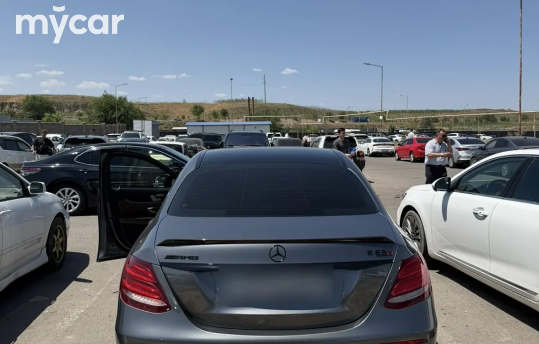 Mercedes-Benz E-Класс 2018