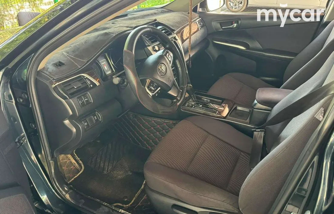 Toyota Camry 2015