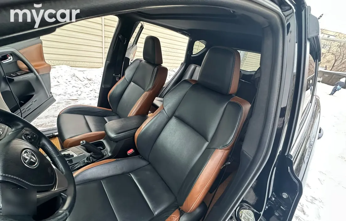Toyota RAV4 2016