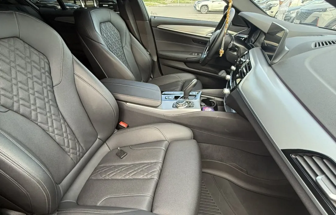 BMW 5 серия 2022