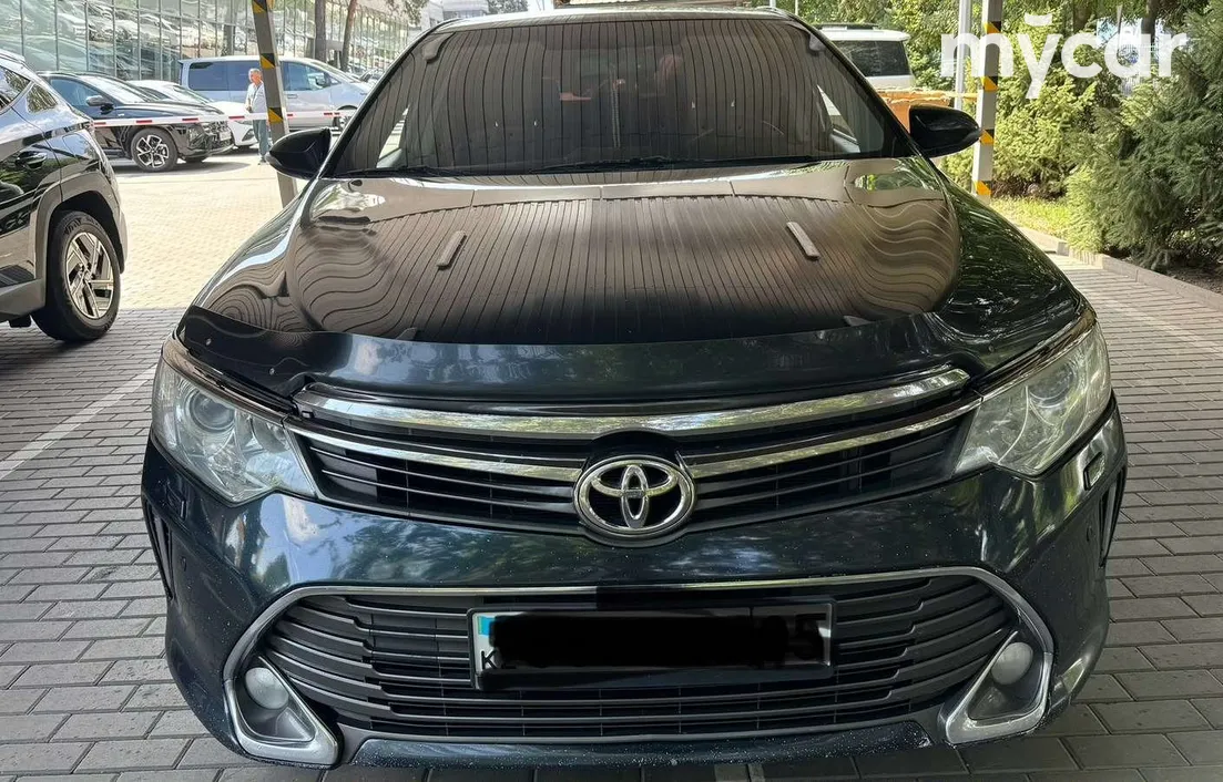 Toyota Camry 2015