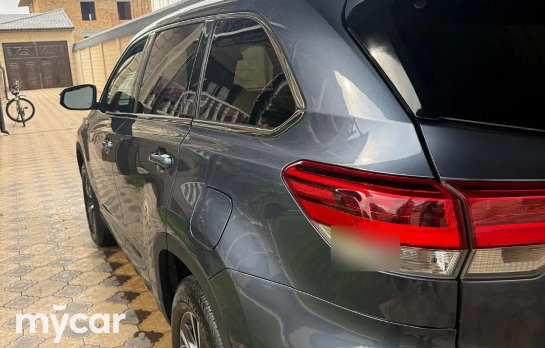 Toyota Highlander 2018