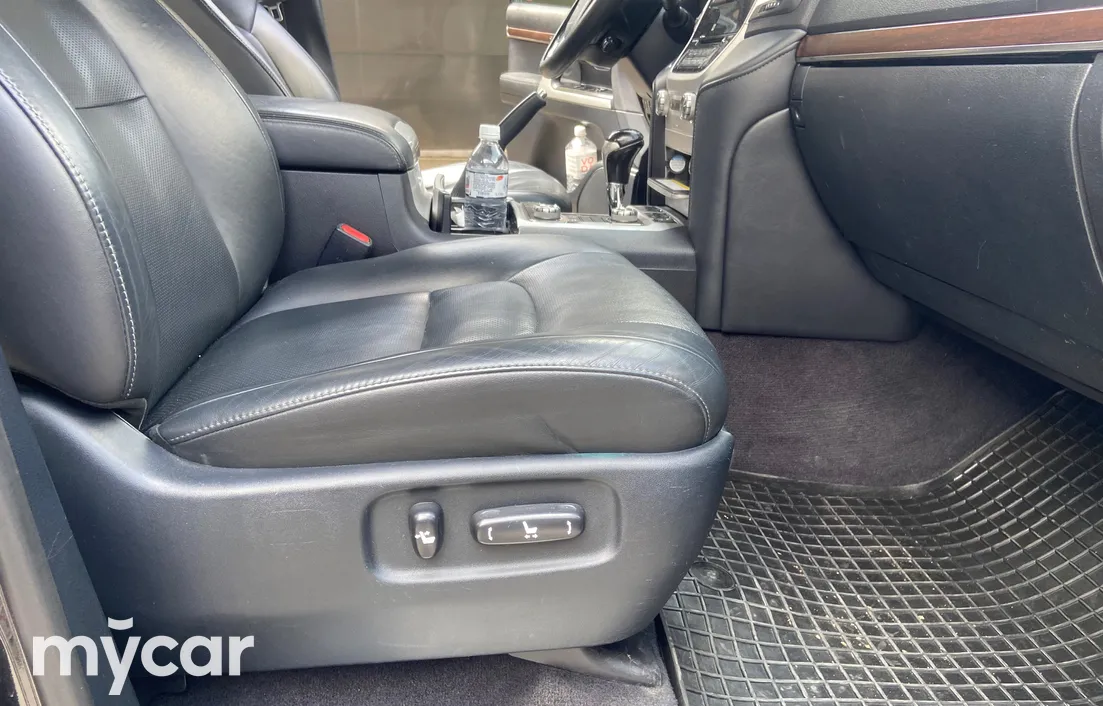 Toyota Land Cruiser 2016
