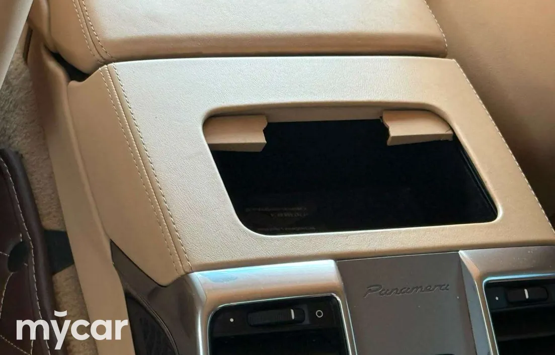 Porsche Panamera 2013