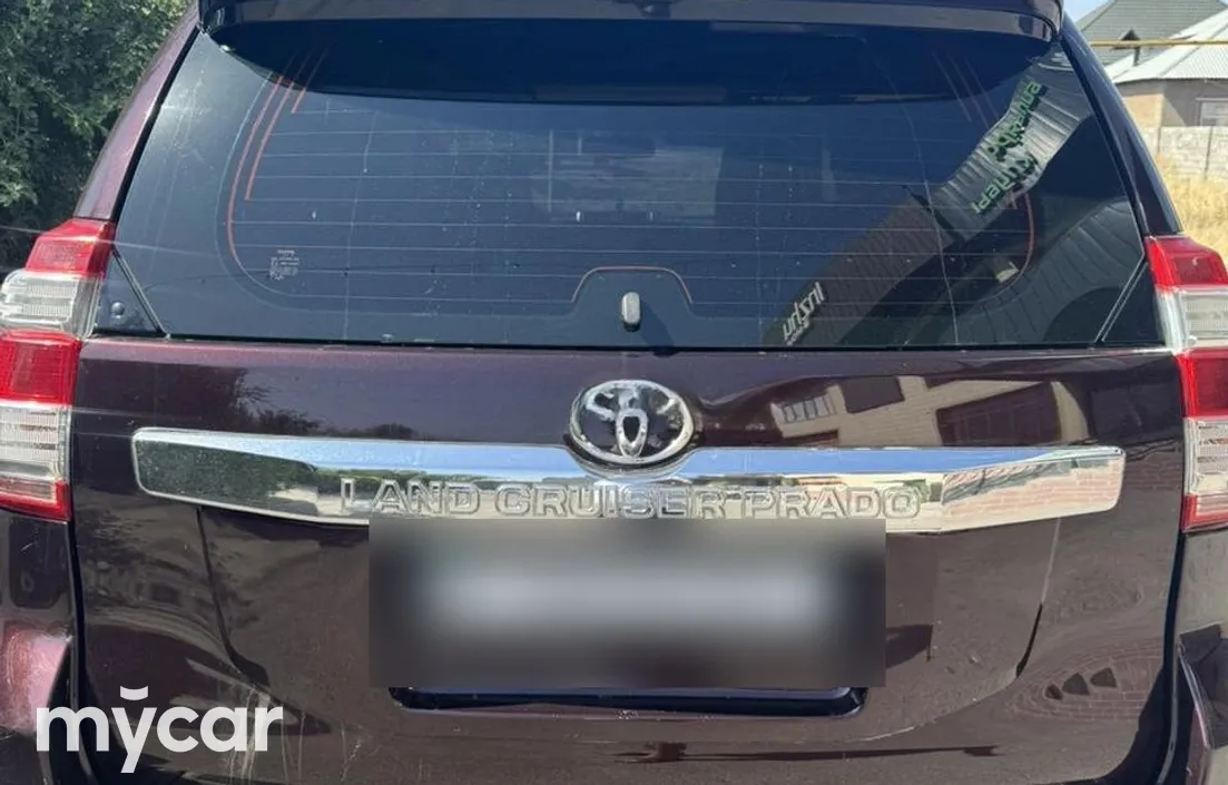 Toyota Land Cruiser Prado 2013