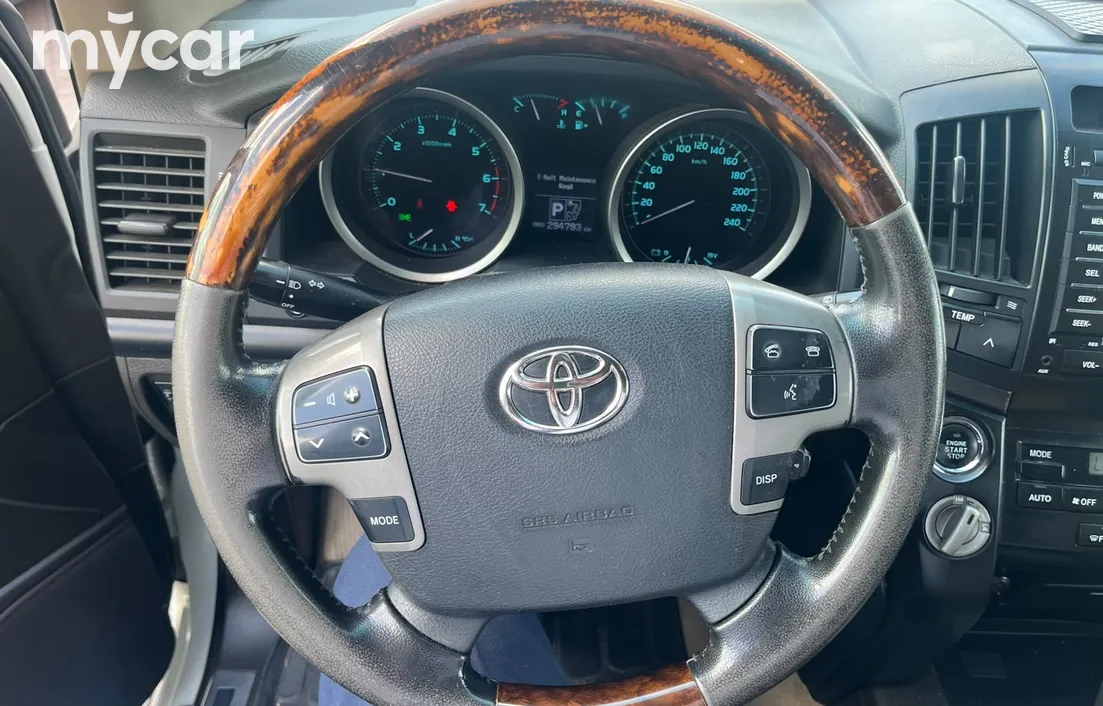 Toyota Land Cruiser 2008