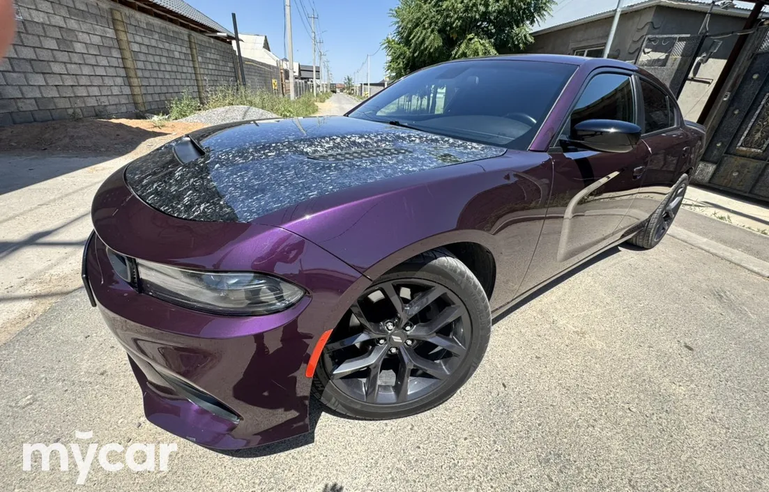 Dodge Charger 2020