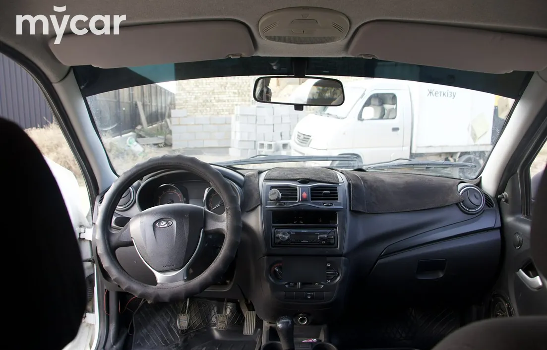 LADA Granta 2019