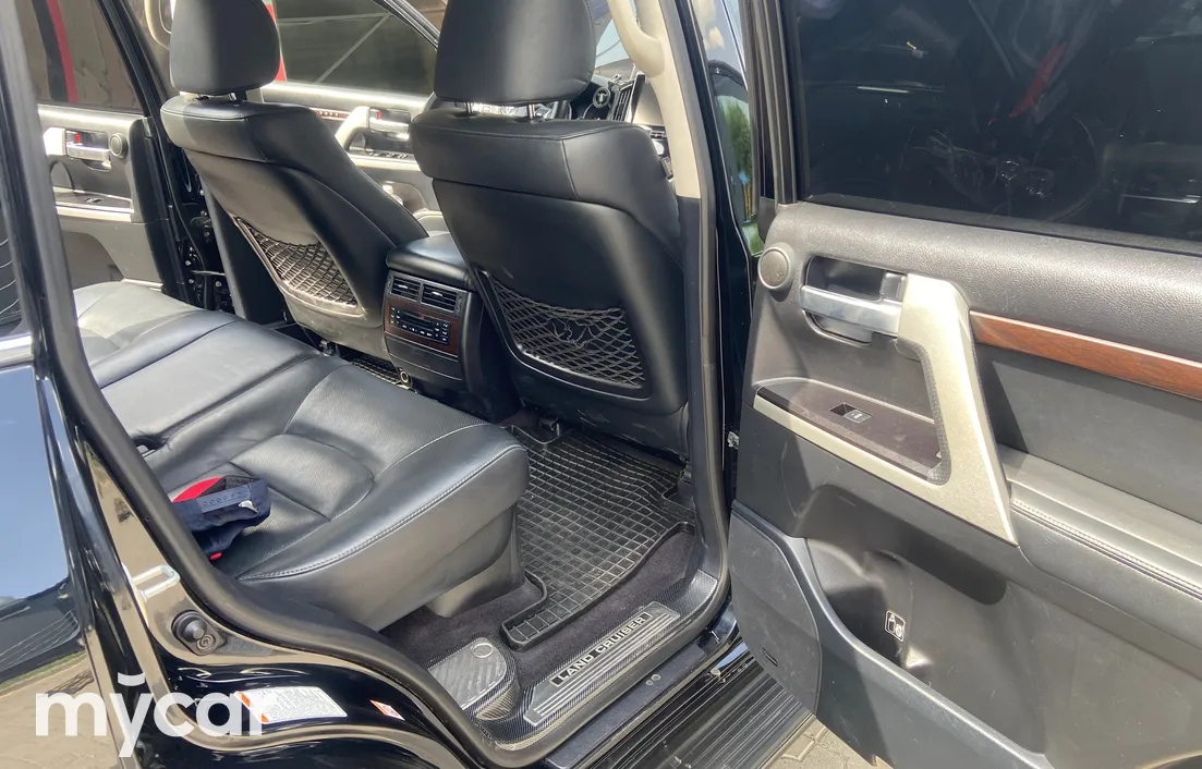 Toyota Land Cruiser 2016