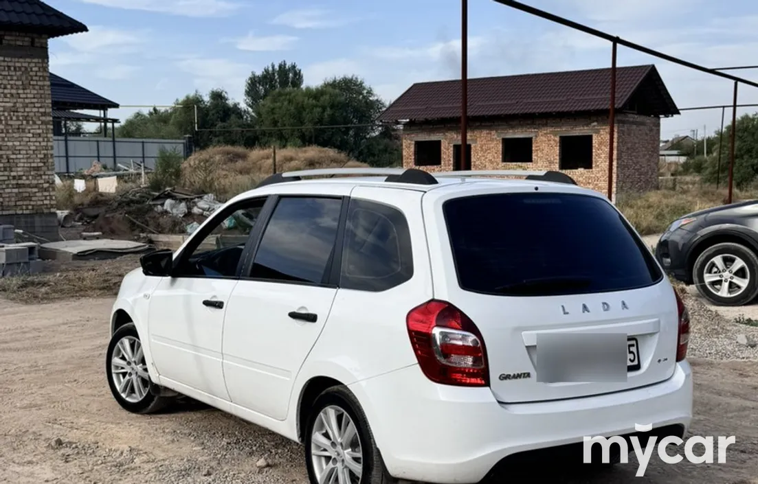 LADA Granta 2019