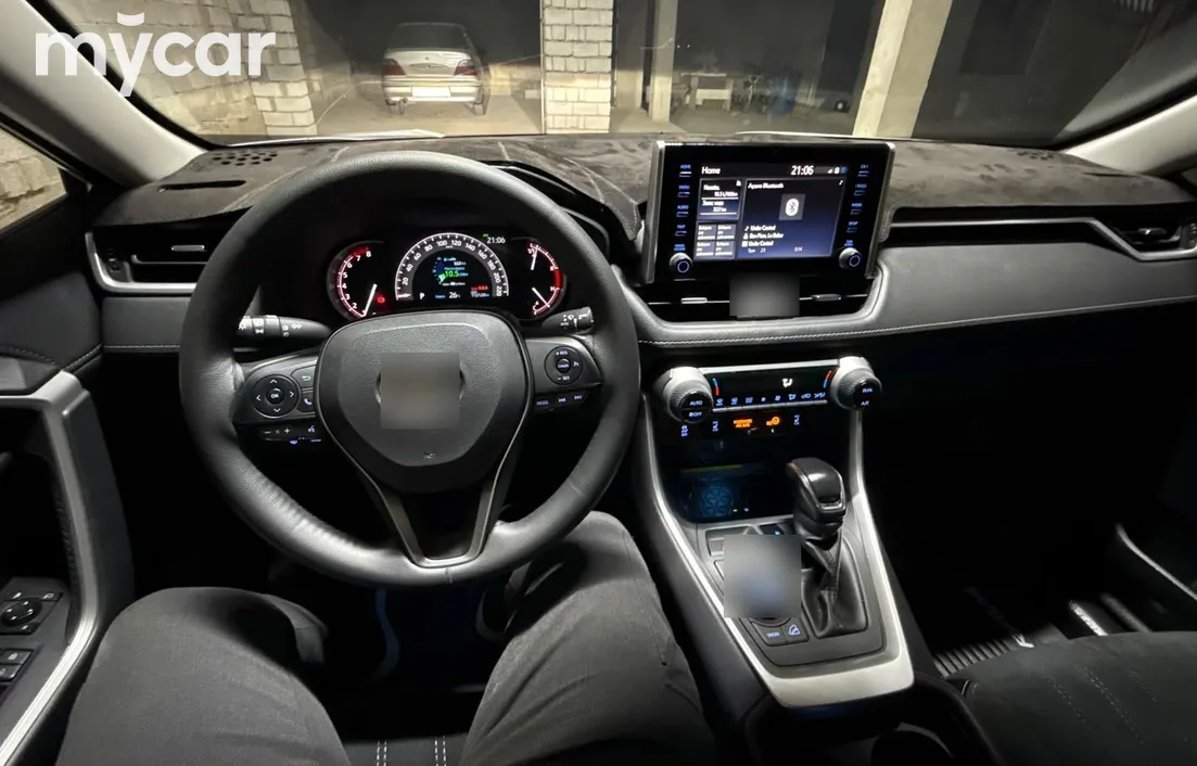 Toyota RAV4 2021