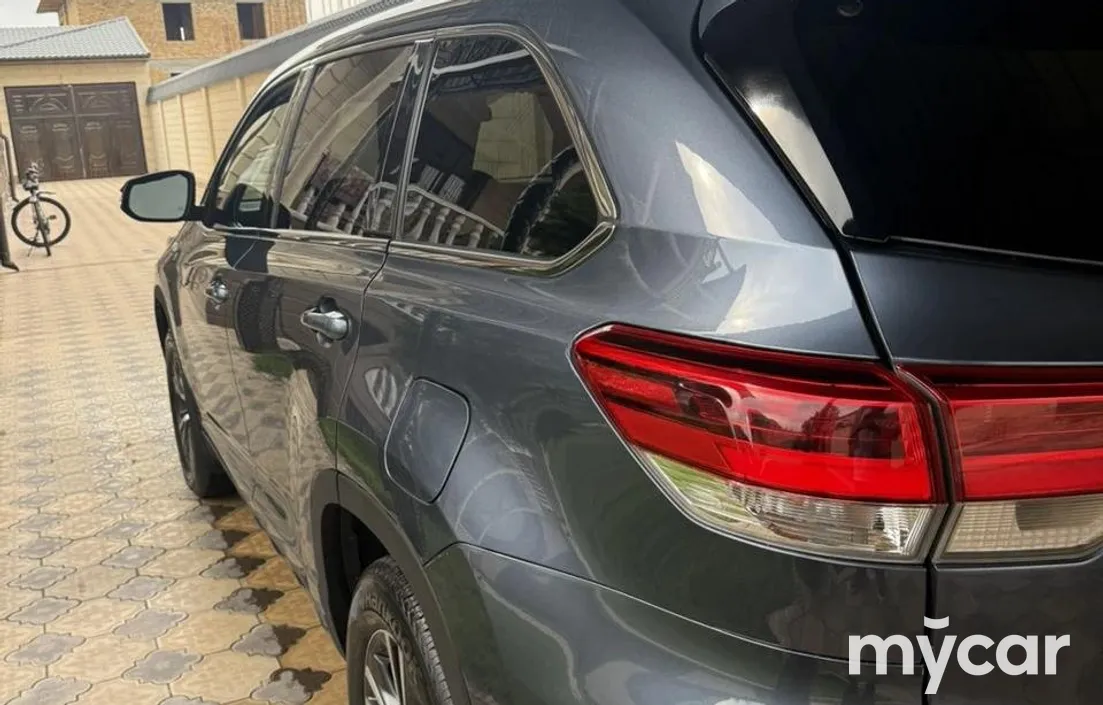 Toyota Highlander 2018
