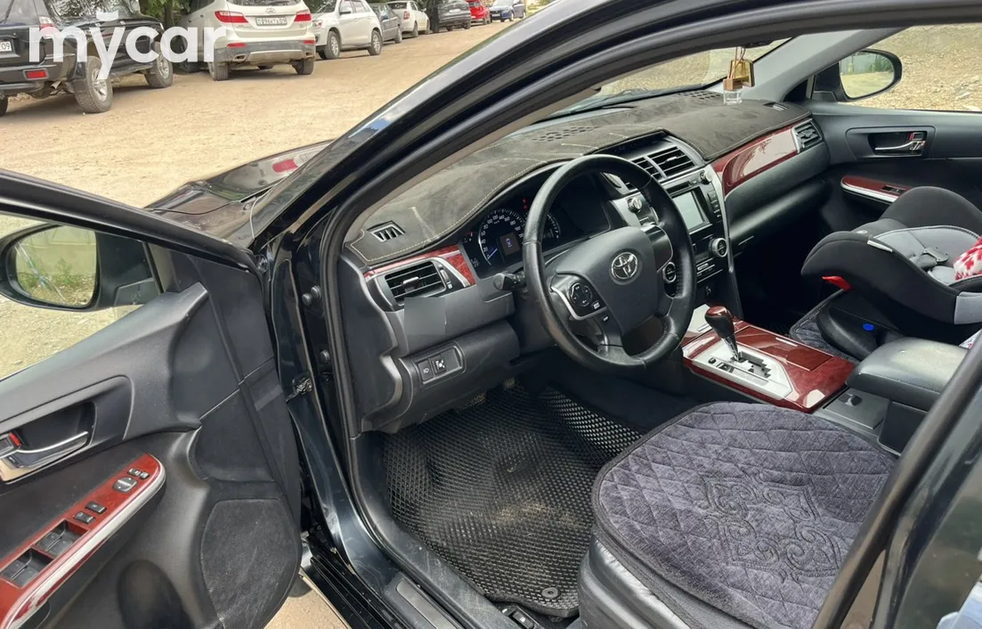 Toyota Camry 2012