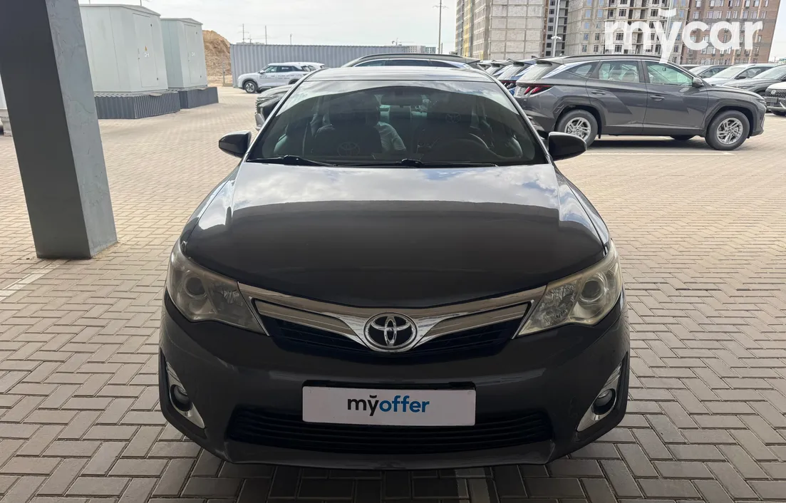 Toyota Camry 2014