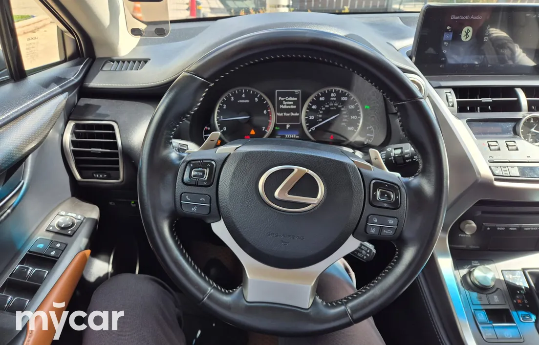Lexus NX 2020