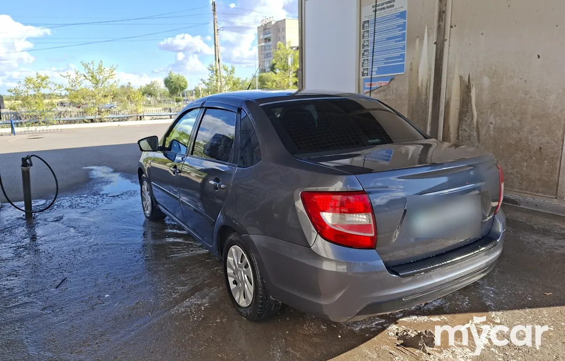 LADA Granta 2020
