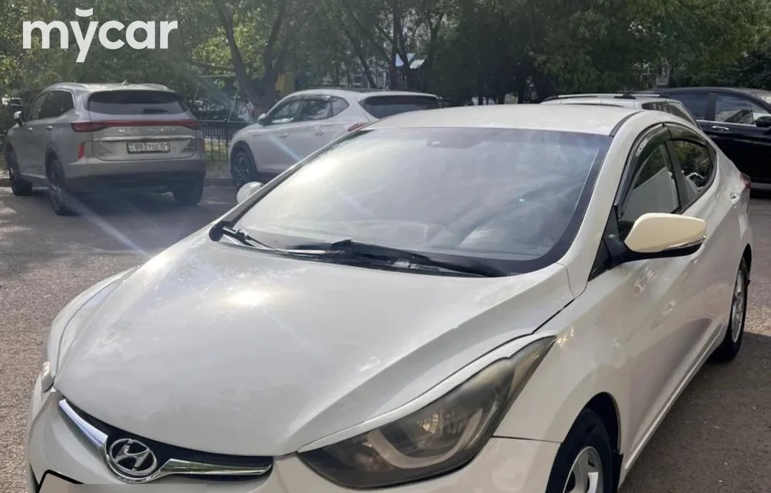 Hyundai Elantra 2015