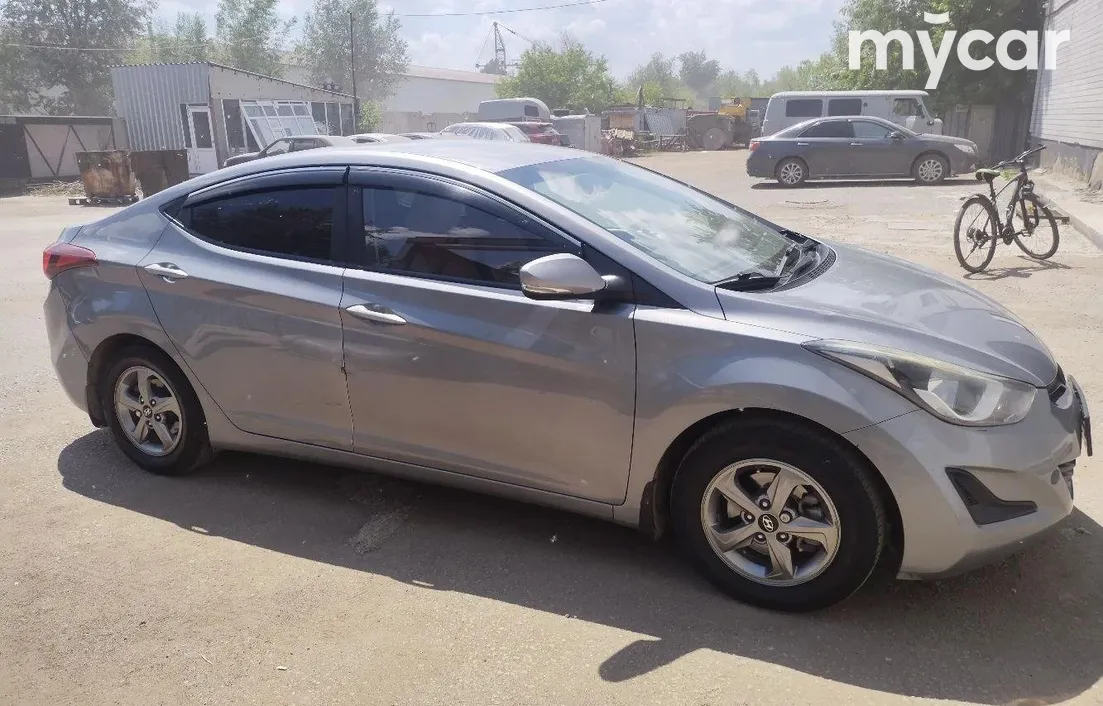 Hyundai Elantra 2014