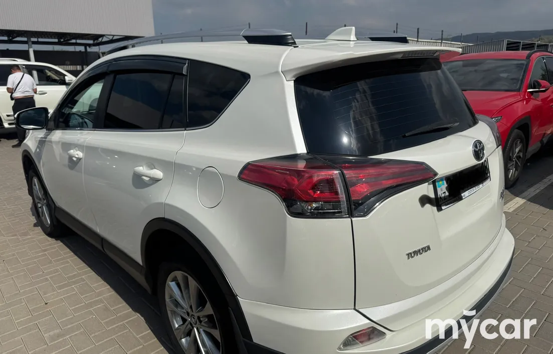 Toyota RAV4 2017