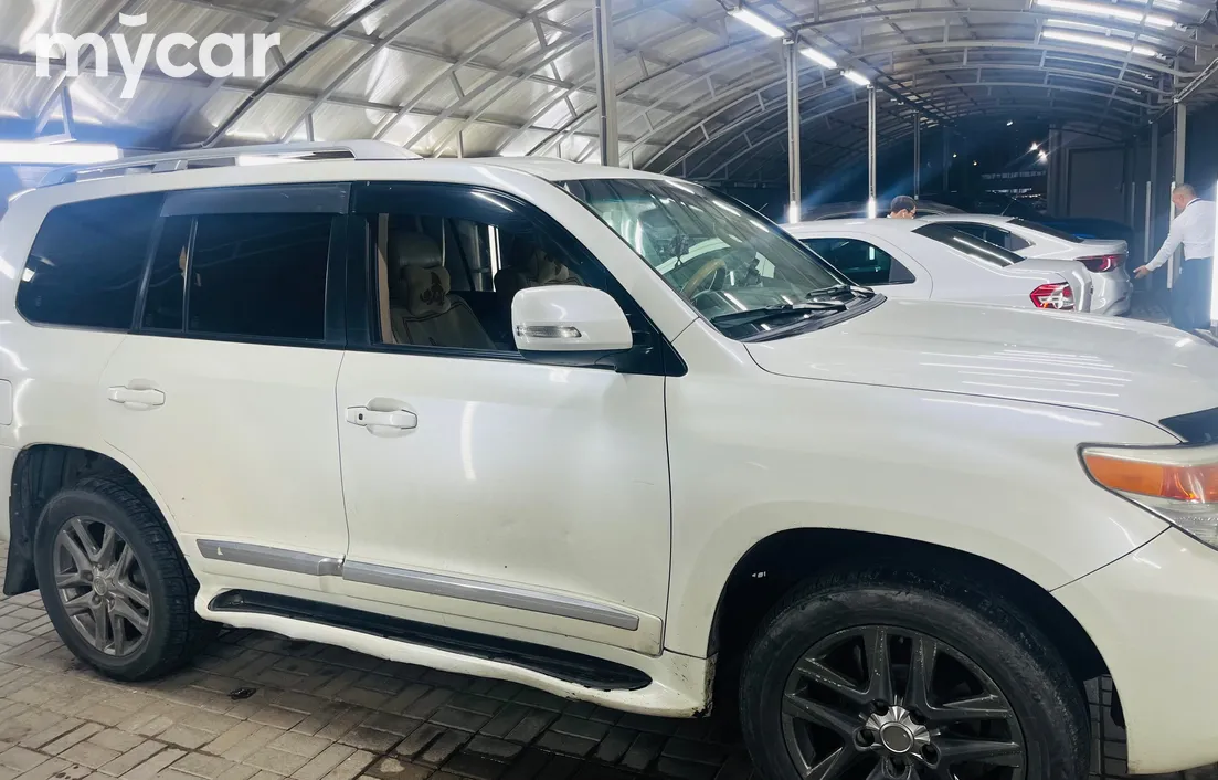 Toyota Land Cruiser 2014