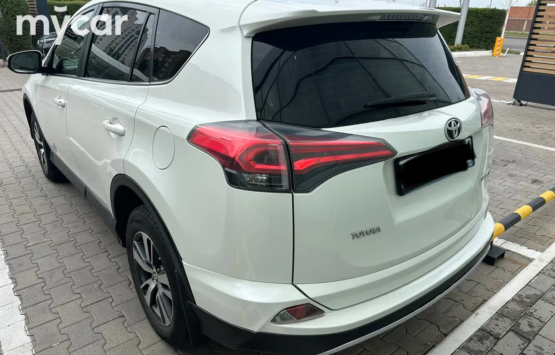 Toyota RAV4 2016