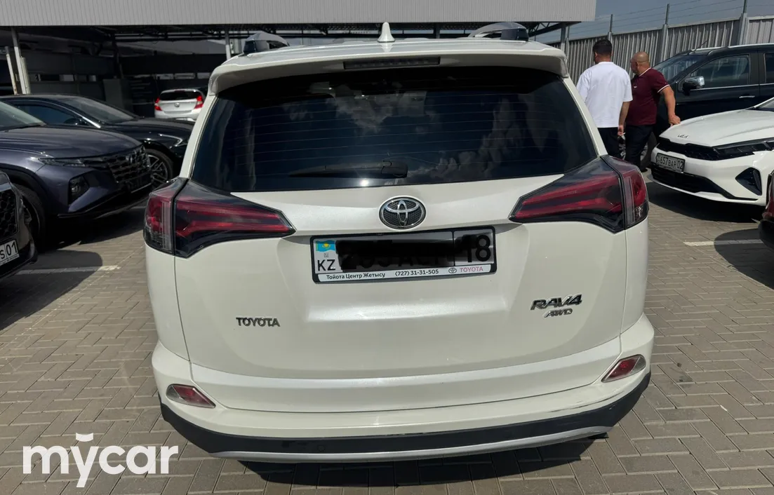Toyota RAV4 2017