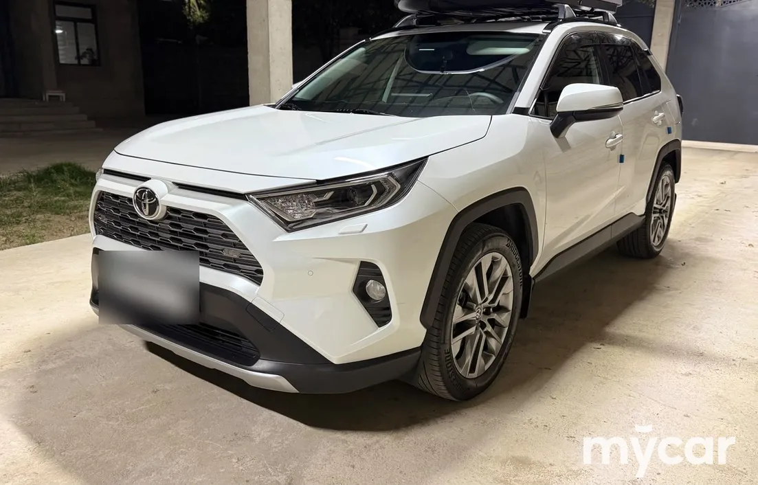 Toyota RAV4 2021