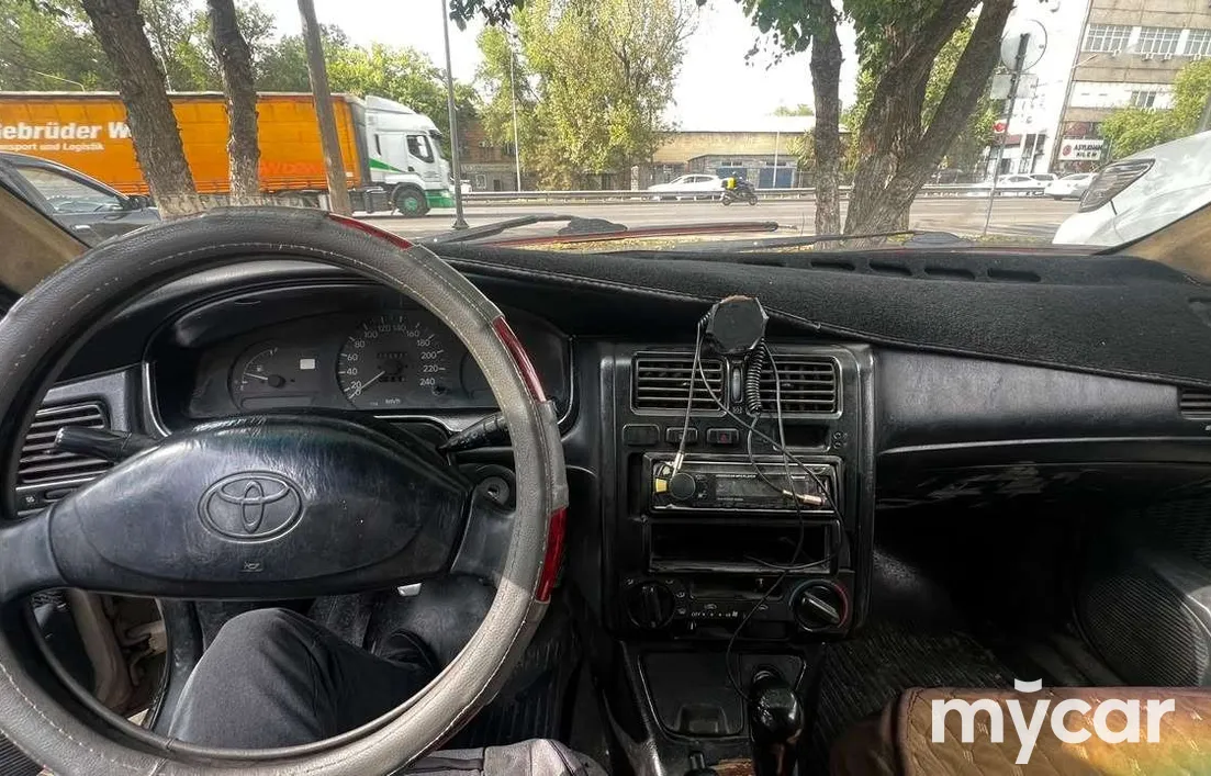 Toyota Carina 1993