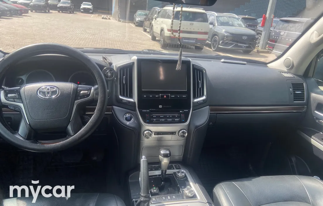 Toyota Land Cruiser 2016