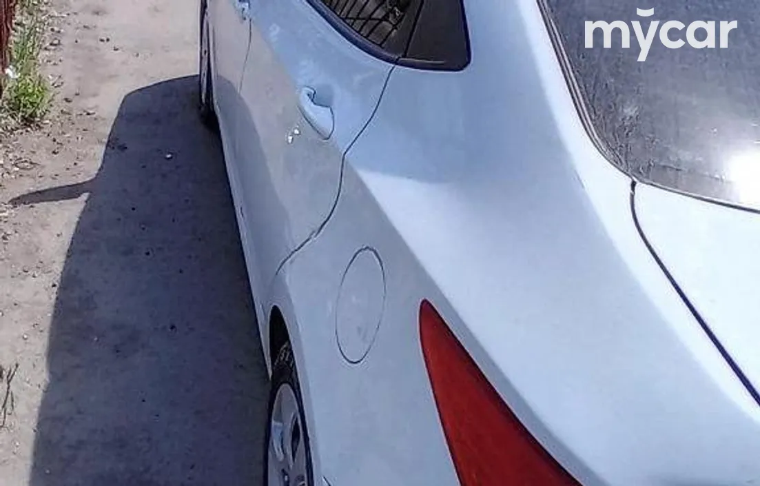 Hyundai Accent 2014