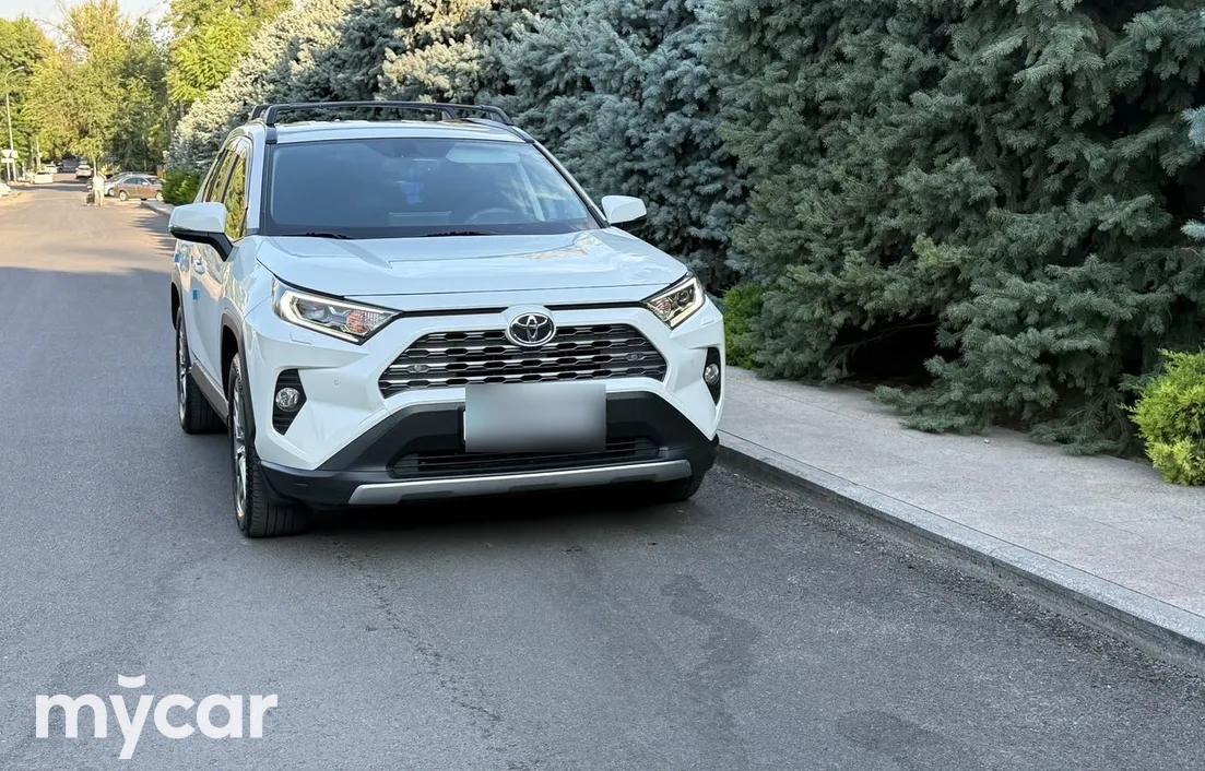 Toyota RAV4 2021