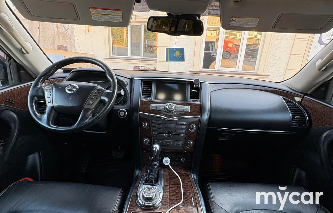 Nissan Patrol 2013
