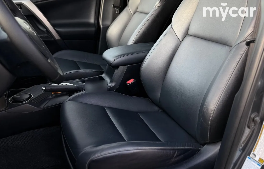 Toyota RAV4 2015