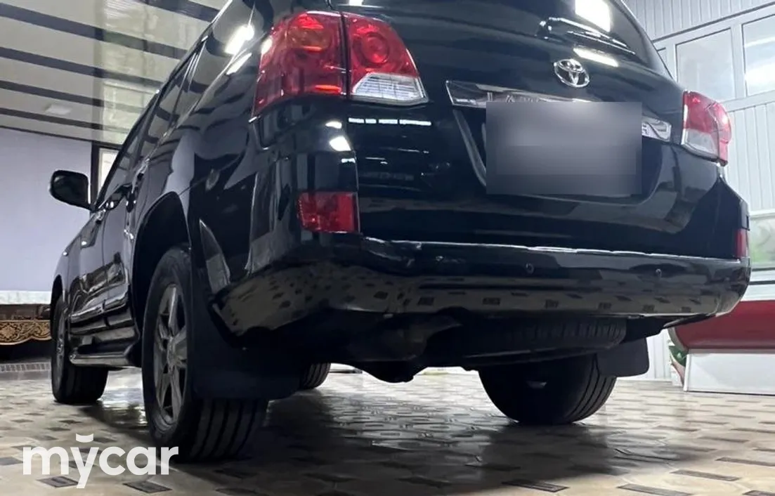 Toyota Land Cruiser 2014