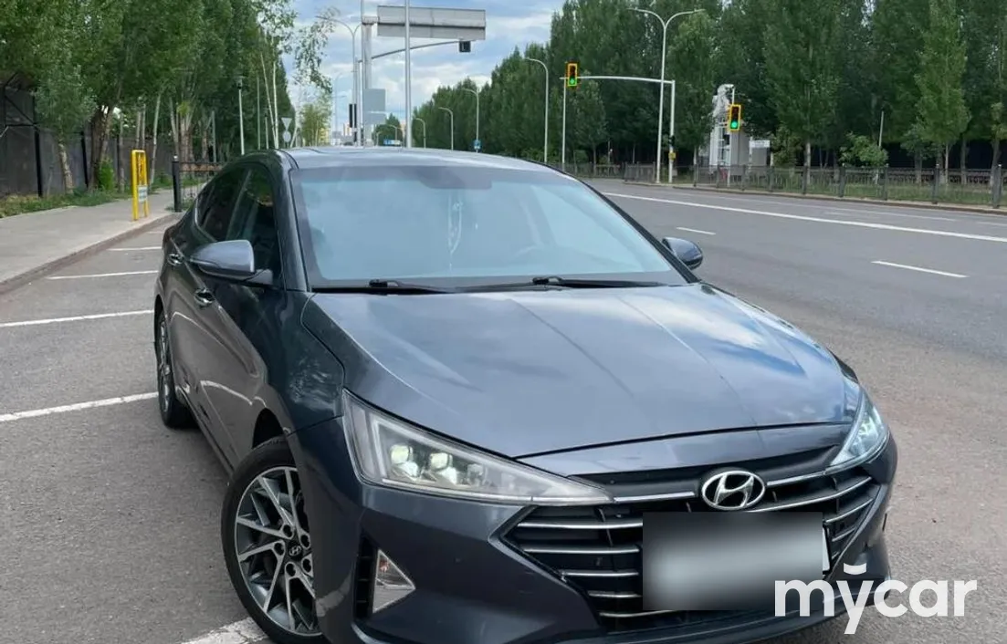 Hyundai Elantra 2019
