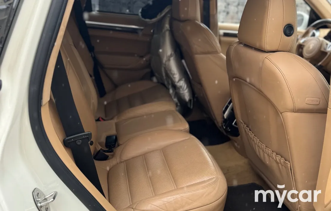 Porsche Cayenne 2014