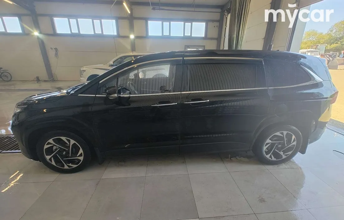 Hyundai Custin 2024