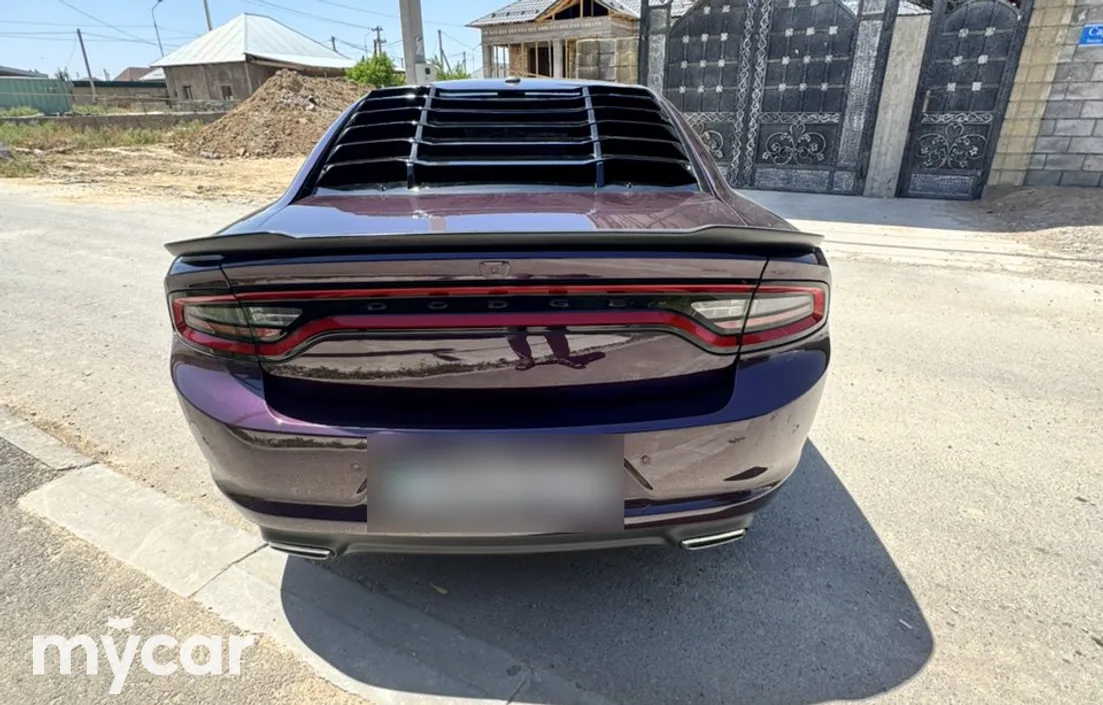 Dodge Charger 2020